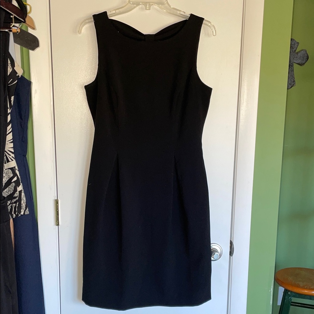 J. Howard Black Sleeveless Bow-back Dress